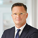 Portraitbild Professor Michel